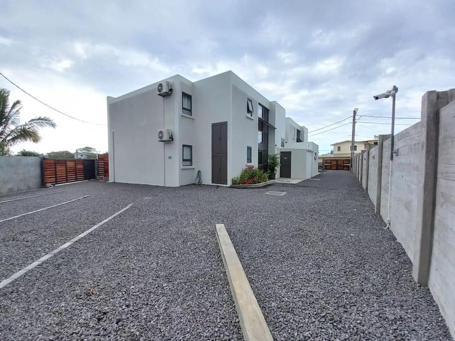 Bois Mapou Self Catering Apartments Unit 201 Riviere Noire Exterior photo