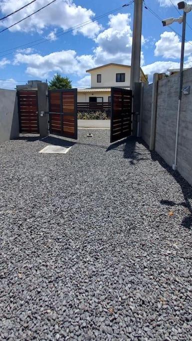 Bois Mapou Self Catering Apartments Unit 201 Riviere Noire Exterior photo